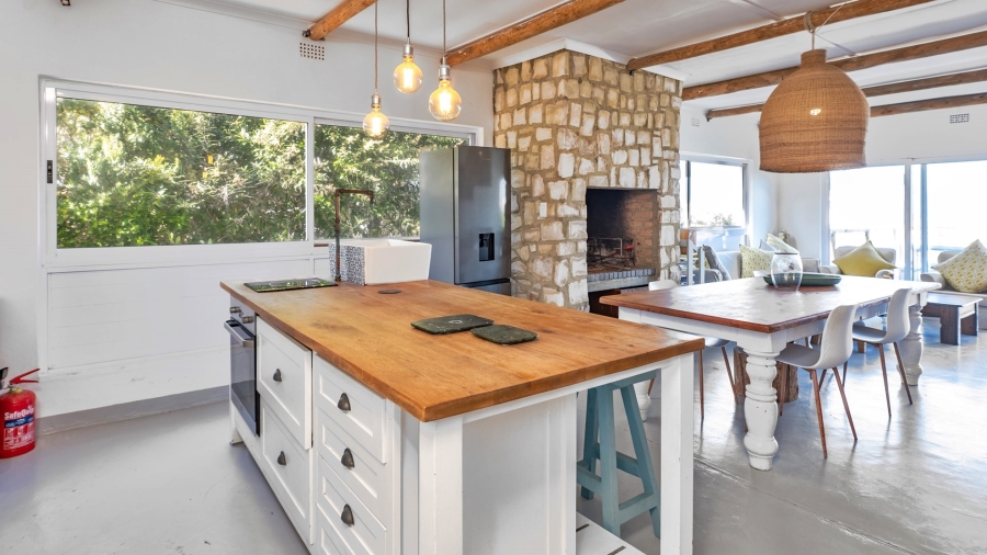 5 Bedroom Property for Sale in Agulhas Western Cape